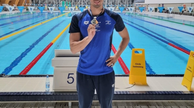 יעקב טומרקין, שחיין (צילום: אתר רשמי, באדיבות איגוד השחייה)