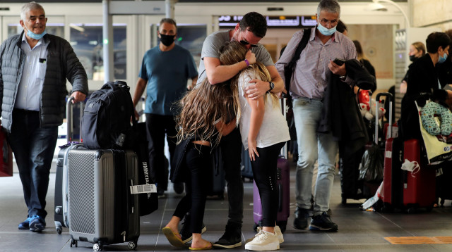 פתיחת נתב"ג לתיירים זרים (צילום: רויטרס)