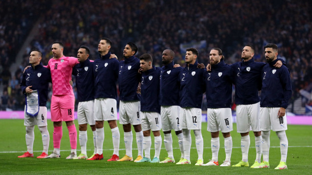 שחקני ההרכב של נבחרת ישראל בסקוטלנד (צילום: GettyImages, Ian MacNicol)