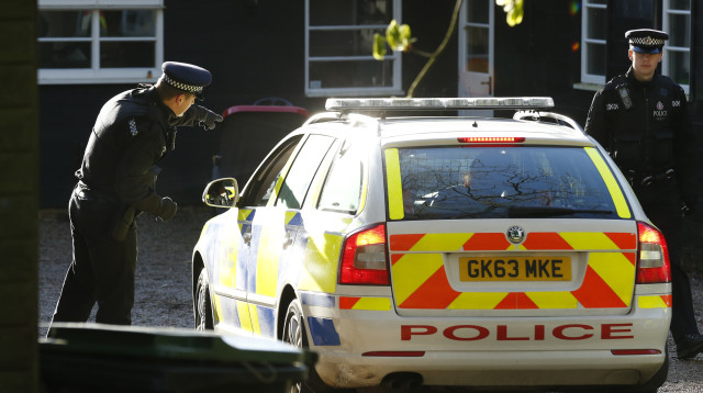 משטרה בבריטניה (צילום: REUTERS/Olivia Harris)