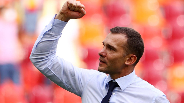 אנדריי שבצ'נקו מאמן נבחרת אוקראינה (צילום: רויטרס)