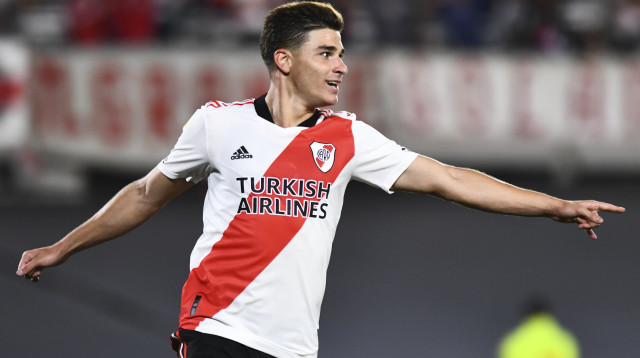 חוליאן אלברס, חלוץ ריבר פלייט (צילום: GettyImages, Rodrigo Valle)