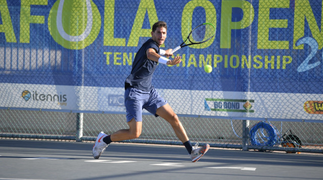 ישי עוליאל בטורניר בעפולה (צילום: אלכס גולדנשטיין, איגוד הטניס)