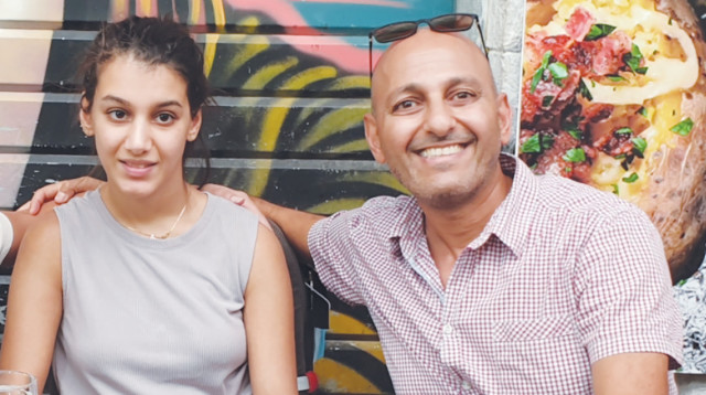 שרון ונופר שלומי (צילום: אלבום משפחתי)