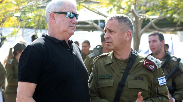 אביב כוכבי ובני גנץ (צילום: עמוס בן גרשום, לע"מ)