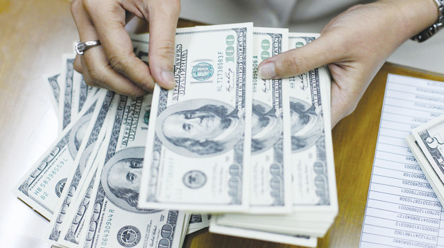 דולרים (צילום: רויטרס)
