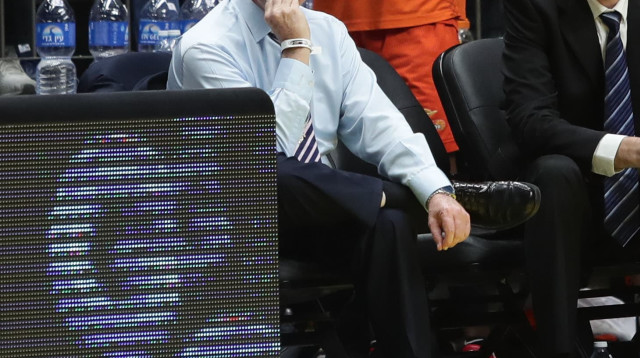 יו"ר מכבי ראשון לציון יצחק פרי (צילום: דני מרון)