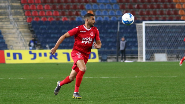 אחמד עאבד, שחקן הפועל תל אביב (צילום: יוסי ציפקיס)