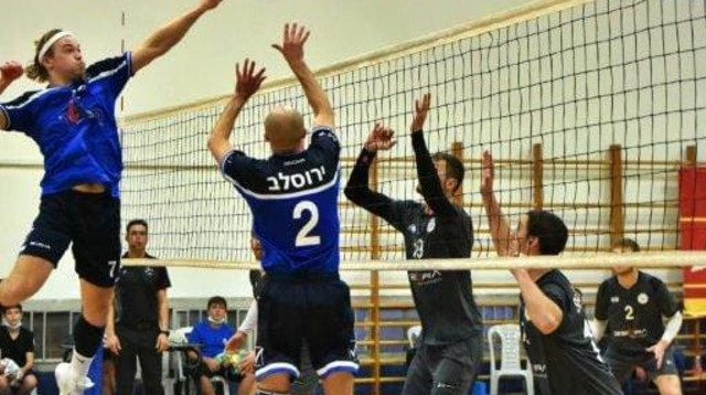 הדרמה הסתיימה בהפסד ראשון. הוד השרון מול כפר סבא (צילום: אתר רשמי, אביטל אנגל)