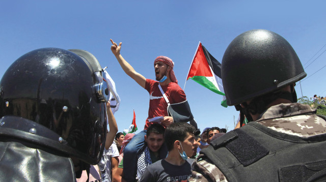 הפגנה אנטי-ישראלית בעיירה כראמה (צילום: AFP via Getty Images)