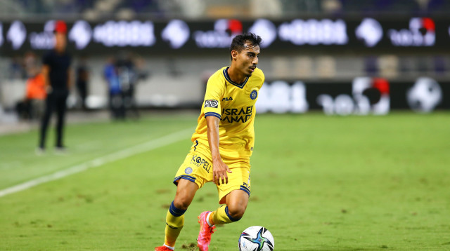 שחקן מכבי תל אביב מתן חוזז (צילום: לירון מולדובן)