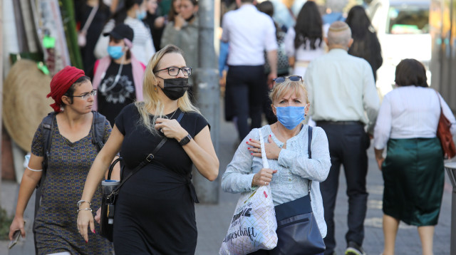 אנשים במסכה, ירושלים קורונה  (צילום: מרק ישראל סלם)