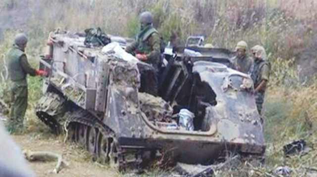 נגמ"ש שנפגע בעזה (צילום: צילום מסך ערוץ 2)