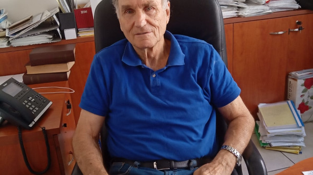 פעם מנהל, תמיד מנהל. יוחנן וולך (צילום: באדיבות המצולם)