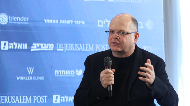 גיל שוויד, מנכ"ל ומייסד חברת צ'ק פוינט, בוועידת העסקים של ג'רוזלם פוסט (צילום: מארק ישראל סלם)