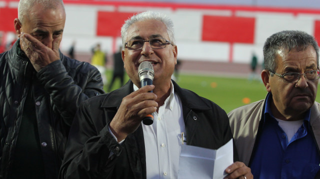 ראש עיריית סכנין מאזן גנאים בטקס אצטדיון דוחא (צילום: אדריאן הרבשטיין)