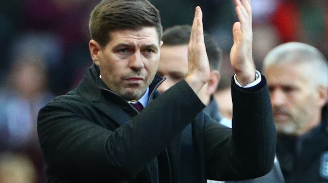 הגיעה הבכורה המיוחלת. סטיבן ג'רארד (צילום: רויטרס)