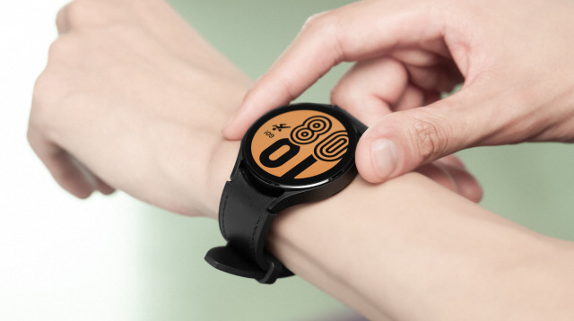 שעון חכם Galaxy Watch 4 (צילום: סמסונג)