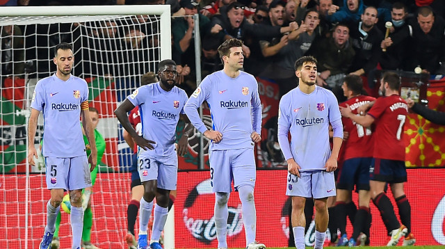 שחקני ברצלונה מאוכזבים (צילום: GettyImages, ANDER GILLENEA/AFP)