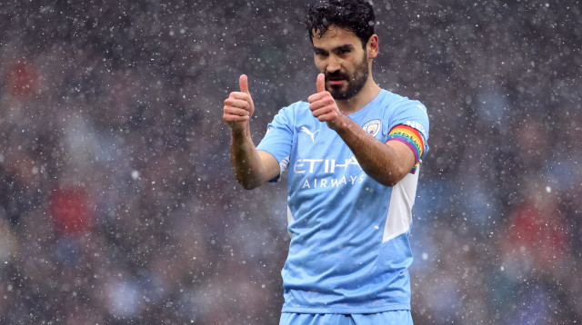 אילקאי גונדואן שחקן מנצ'סטר סיטי (צילום: רויטרס)