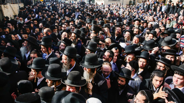 אליעזר ברלנד השתחרר ממעצרו, אלפים קיבלו אותו (צילום: שלו שלום/TPS)