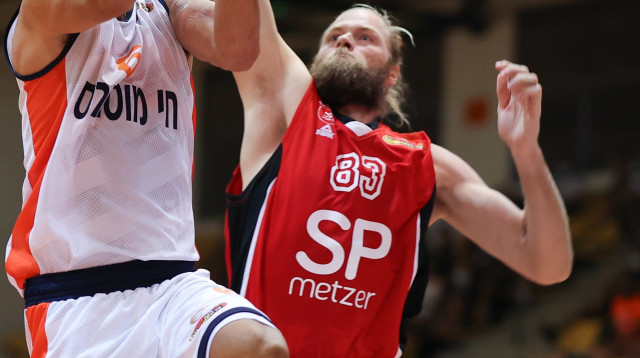 "הגעתי להחלטה לסיים את דרכי כשחקן בשל הפציעות הרבות מהן אני סובל". שולדבראנד (צילום: דני מרון)