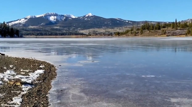 האגם בקולורדו (צילום:  Colorado Parks and Wildlife)