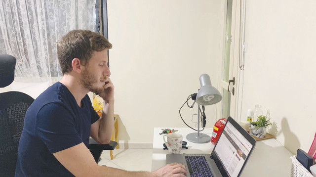 עבודה מהבית (צילום: נועה פלודרמן)