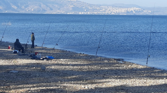 מזג אוויר שמשי, חוף סוסיתא (צילום: אריק טל, איגוד ערים כינרת)