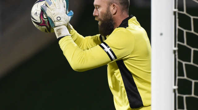 דני עמוס, שוער מכבי נתניה (צילום: ברני ארדוב)