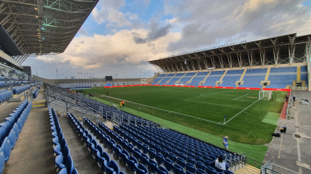 כמות הקהל הורדה (צילום: ברני ארדוב)