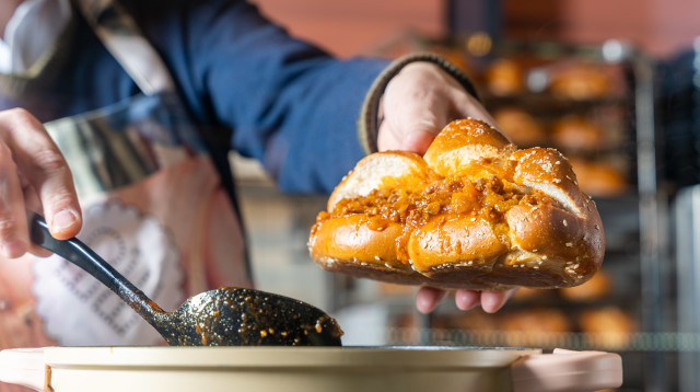 בובע צ'ולנט בשוק צפון (צילום: דוד מויאל)