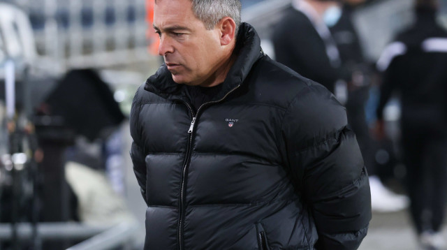 מחפש פתרון. הוכנבוים (צילום: דני מרון)