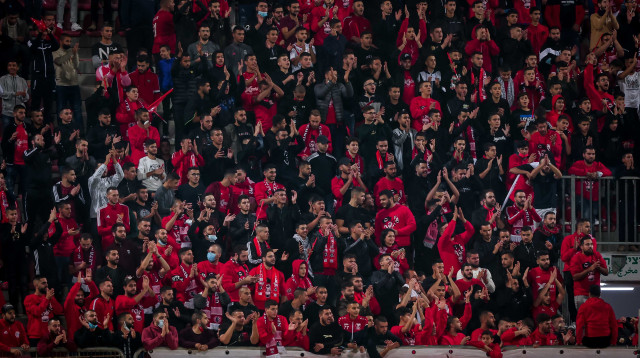 לדין בעקבות אירועים משני משחקים. אוהדי בני סכנין (צילום: מאור אלקסלסי)