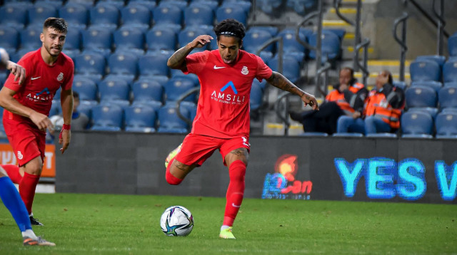 שחקן מ.ס. אשדוד מתאוסיניו (צילום: אריאל שלום)