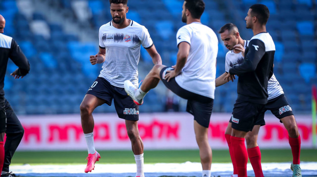 קווין טאפוקו, שחקן הפועל חיפה (צילום: מאור אלקסלסי)