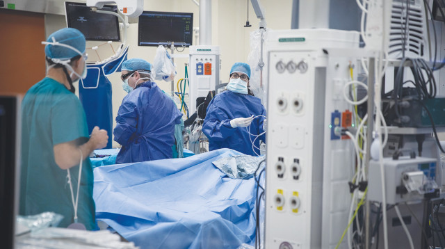 חדר ניתוח (צילום: הדס פרוש, פלאש 90)