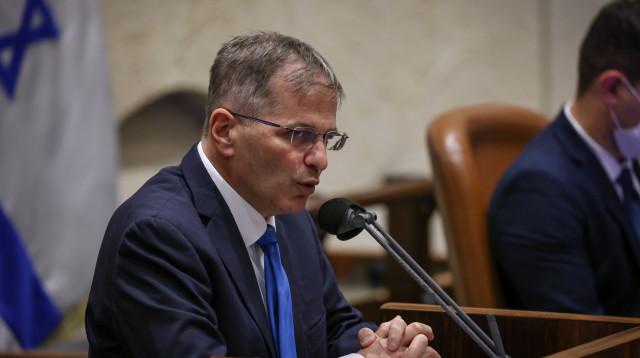 ח"כ יואב קיש במליאת הכנסת (צילום: דני שם טוב, נועם מושקוביץ, דוברות הכנסת)