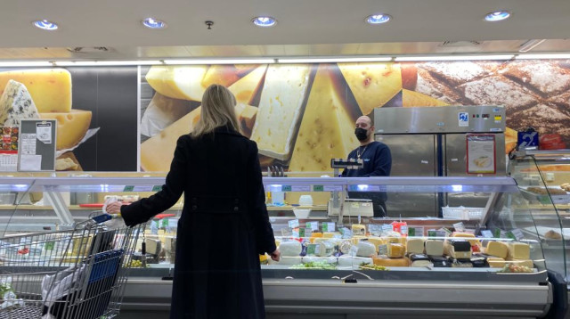 עליית מחירים, יוקר המחיה, קניות בסופר (למצולמים אין קשר לכתבה) (צילום: אבשלום ששוני)