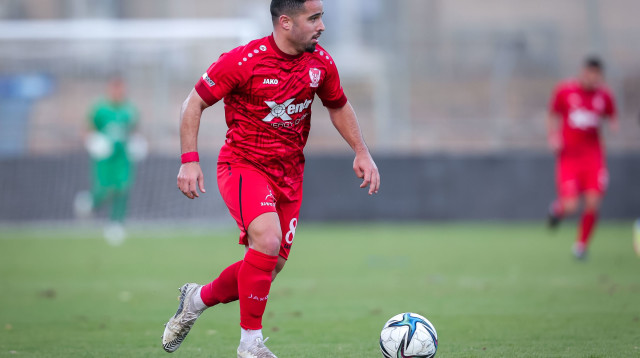 חוזר מהרחקה. מוטי ברשצקי (צילום: מאור אלקסלסי)