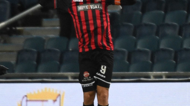 מי מייצר את הרעש סביבו? עידן שמש (צילום: ברני ארדוב)