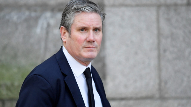 מנהיג מפלגת הלייבור הבריטית, קיר סטרמר (צילום: REUTERS/Toby Melville/File Photo)