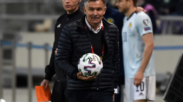 מאמן נבחרת ישראל וילי רוטנשטיינר (צילום: ברני ארדוב)