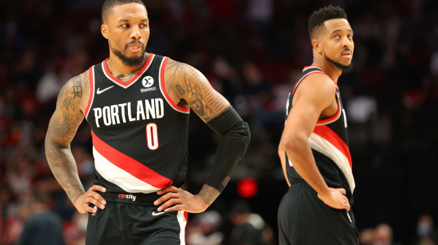 שחקני פורטלנד טריילבלייזרס דמיאן לילארד, סי ג'יי מקולום (צילום: GettyImages, Abbie Parr)