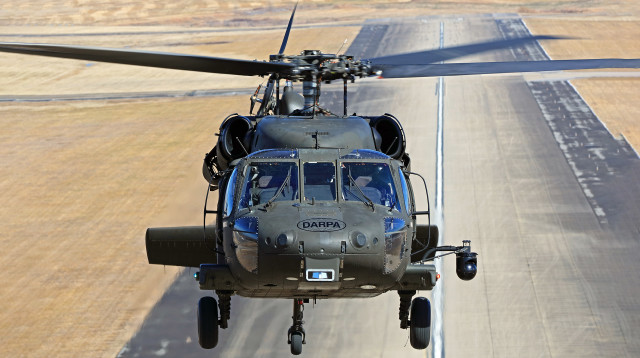 מסוק בלקהוק בטיסה האוטונומית (צילום: לוקהיד מרטין ו-DARPA)