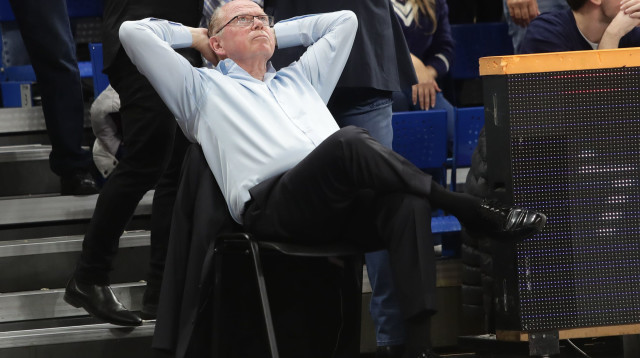 יצחק פרי יו"ר מכבי ראשון לציון (צילום: דני מרון)