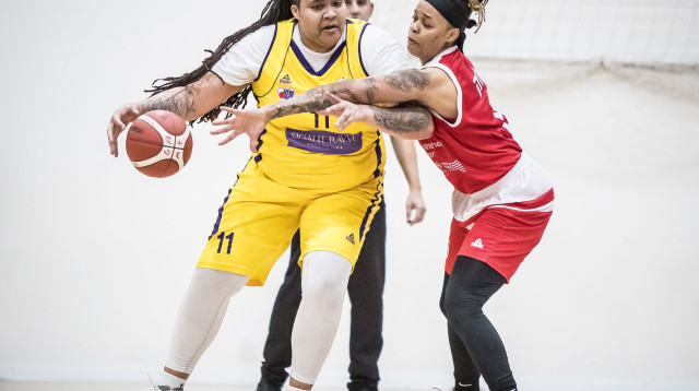 משחק מפלצתי. דניאל אדאמס (צילום: אתר רשמי, באדיבות מנהלת הליגה לנשים)