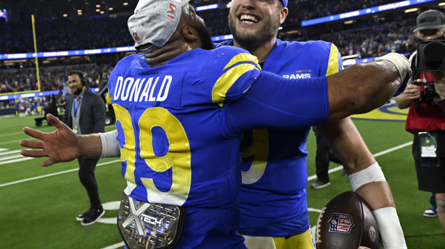 מתיו סטאפורד עם ארון דונלד (צילום: GettyImages, Keith Birmingham)