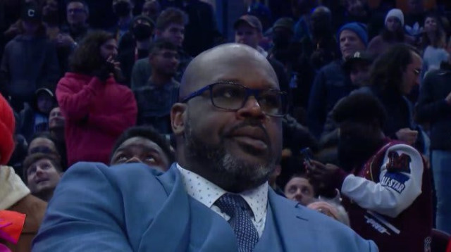 שאקיל אוניל בתחרות ההטבעות (צילום: צילום מסך, מתוך טוויטר)