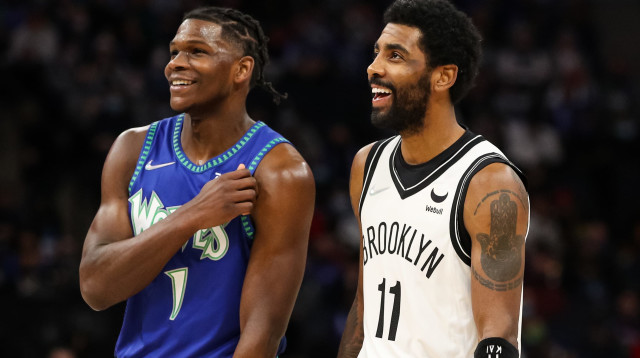 המון כישרון על מגרש אחד. אדוארדס מול קיירי (צילום: GettyImages, David Berding)